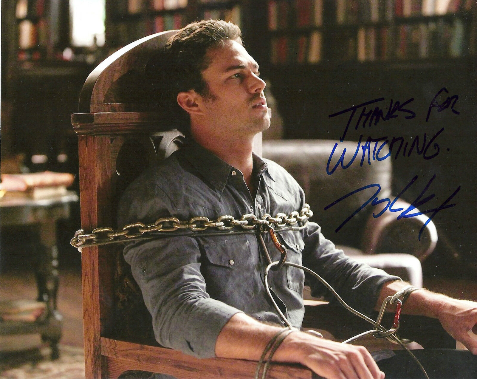 TAYLOR KINNEY 'VAMPIRE DIARIES' SIGNED 8X10 PICTURE 2