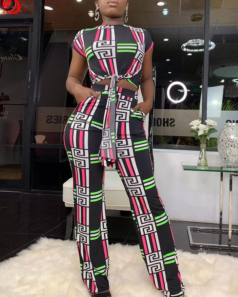 Graphic Print Tie Detail Crop Top & Pockets Pants Set