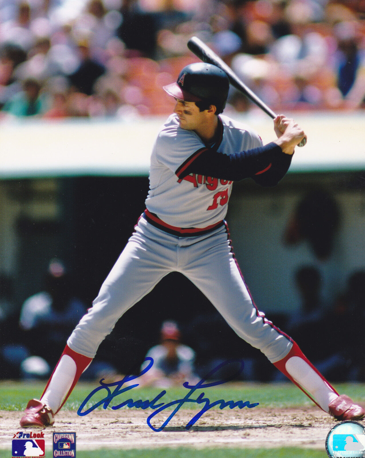 FRED LYNN CALIFORNIA ANGELS ACTION SIGNED 8x10