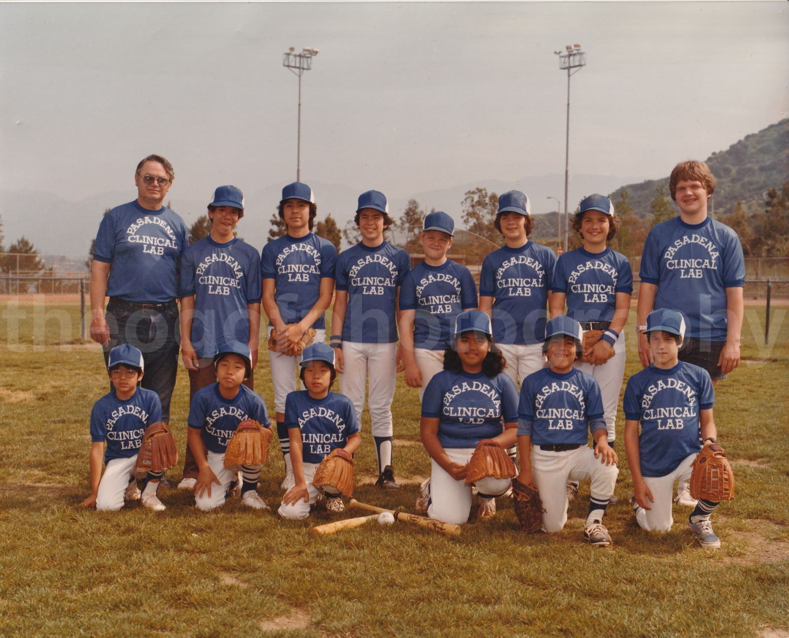 Baseball Team FOUND Photo Poster painting 8x10 ColorOriginal Portrait GROUP 82 11