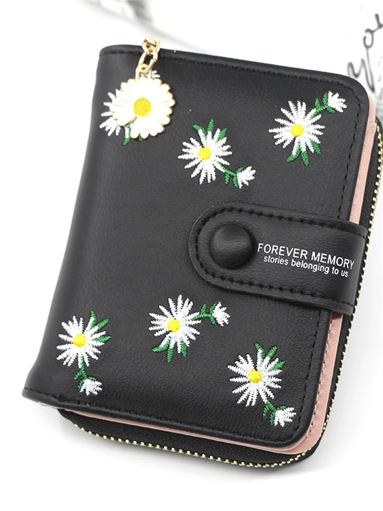 Daisies Embroidered & Daisy Zipper Utility Purse