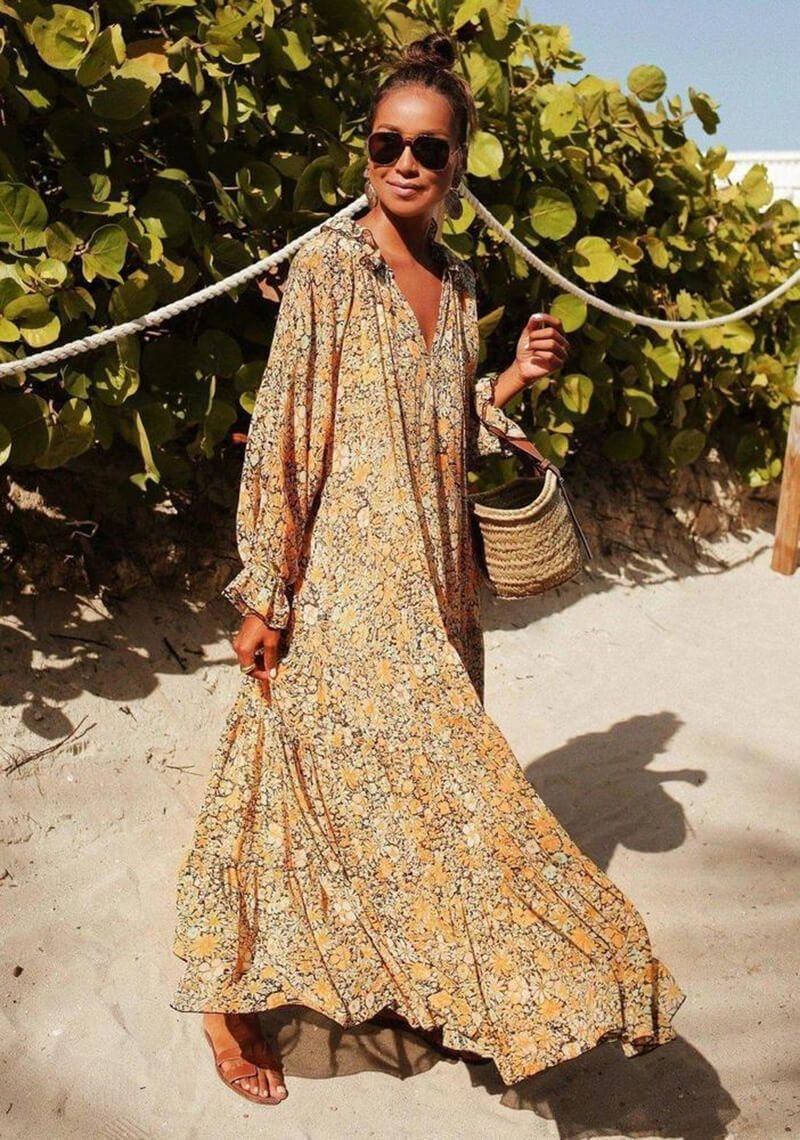 WoodyOrnament Toes in the Sand Floral Print Maxi Dress