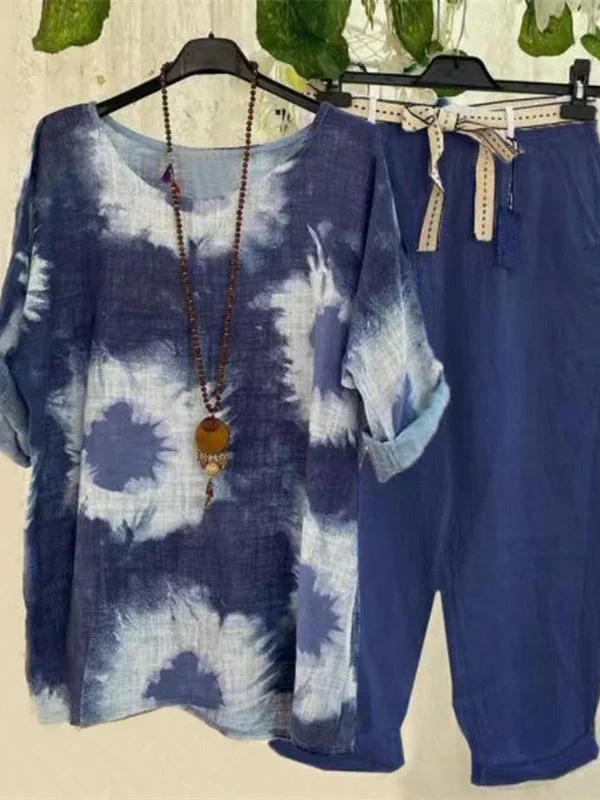 Women's  Graphic Printed Scoop Neck Half Sleeve Sets