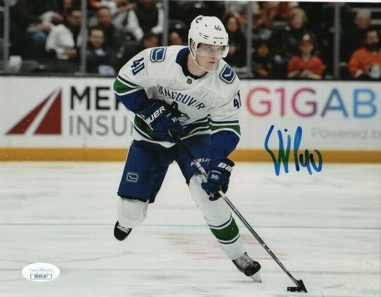 Vancouver Canucks Elias Pettersson Signed Autographed 8x10 NHL Photo Poster painting JSA COA #19