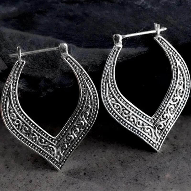 Vintage U Shaped Metal Hand Carved Pattern Hoop Drop Earrings for Women