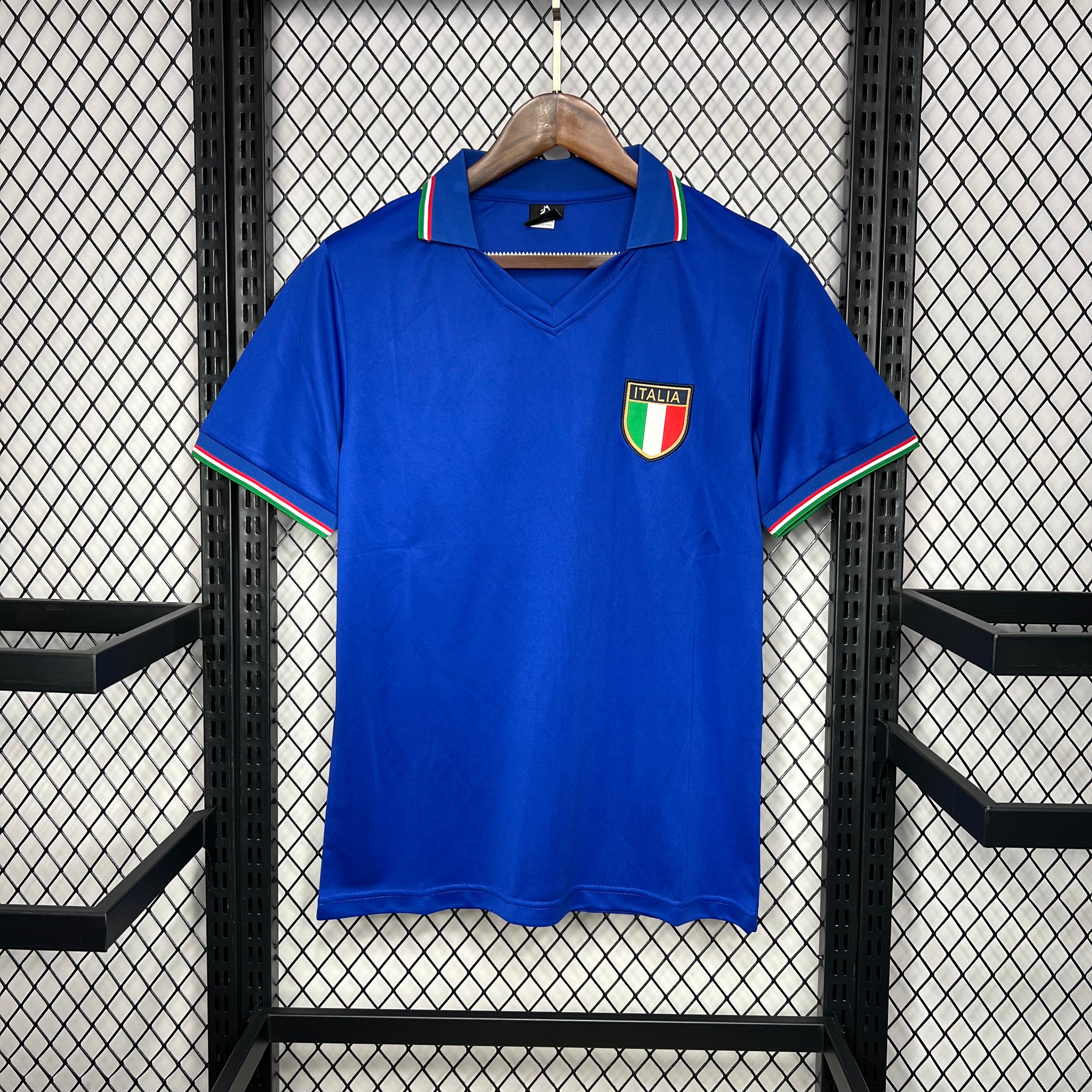 Italie maillot foot retro 1982 Maillot De Fou, site maillot de foot pas cher