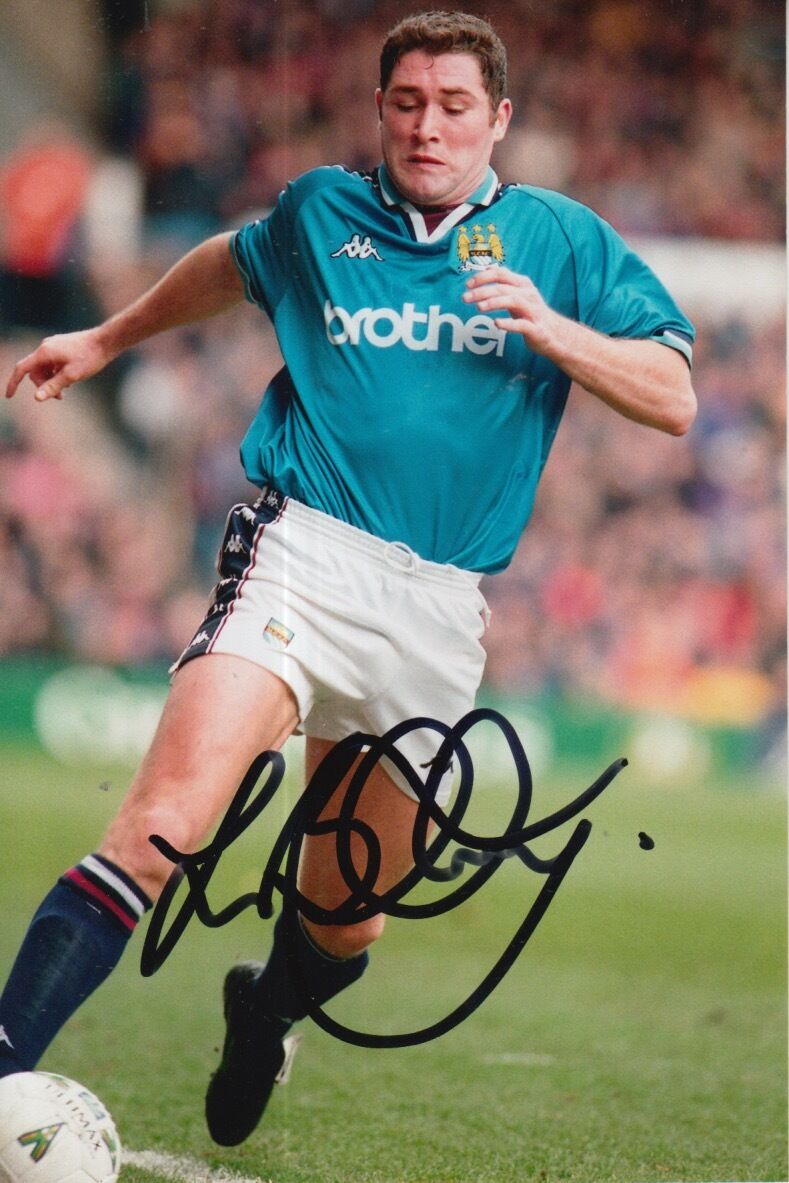 MANCHESTER CITY HAND SIGNED LEE BRADBURY 6X4 Photo Poster painting.