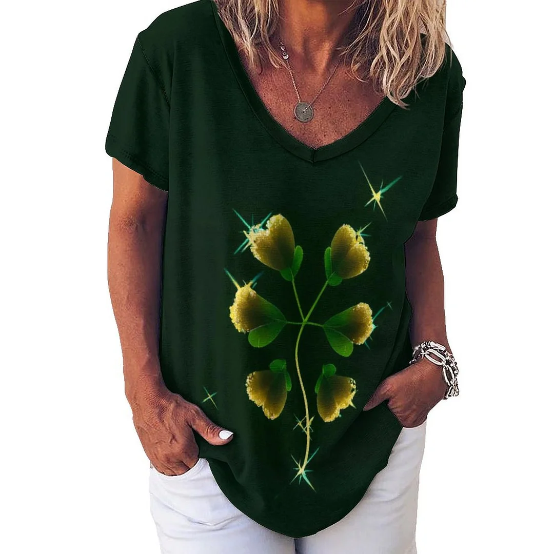 V-neck Short Sleeve Casual T-shirt for  Women Printed with Pattern Green, Clover, St. Patrick's Day, Green
