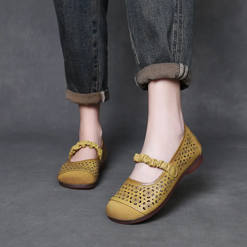 Yyvonne Cowhair Retro Flat-Soled Sandals Women 2025 Summer New Casual Comfortable Soft-Soled Mother Shoes