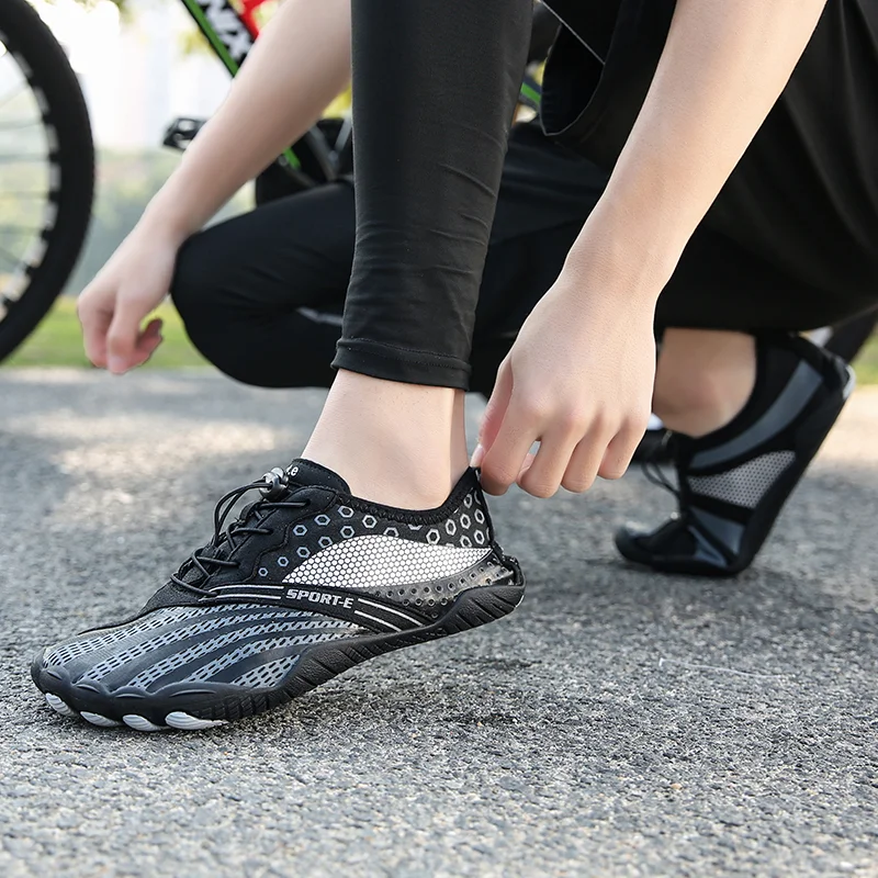 floafers for men, men's water shoes, beach shoes men, best water shoes for men, mens water sandals