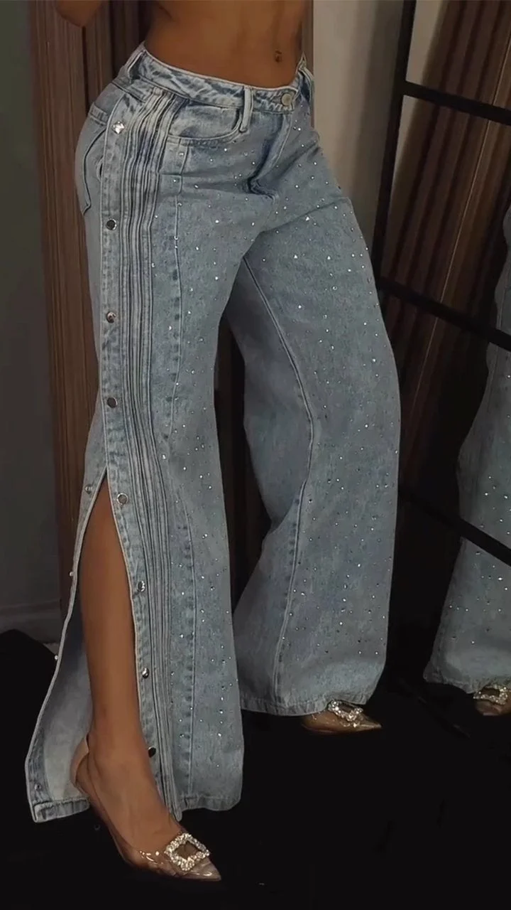 Women's Button-down Rhinestone Fashion Jeans (FREE SHIPPING)
