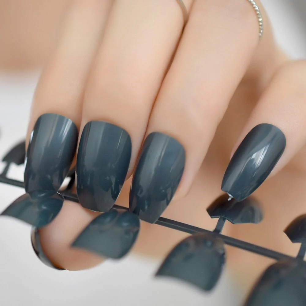 Dusty Cedar Fashion Stiletto False Nails Pointed Sharp Candy Red Fake Nails for daily wear On the Nail Tree 24pcs-Nail Inspo