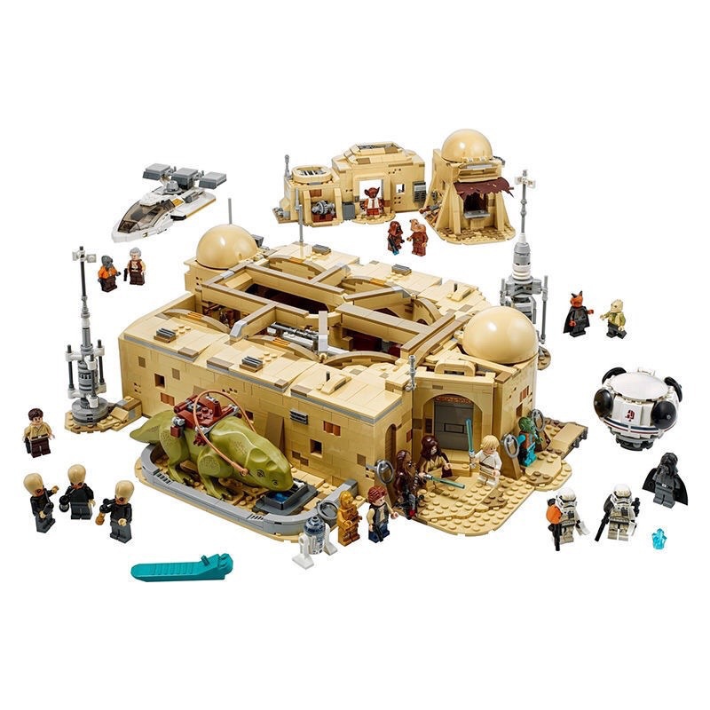 Space desert tavern building blocks set – detail view highlighting the finished build
