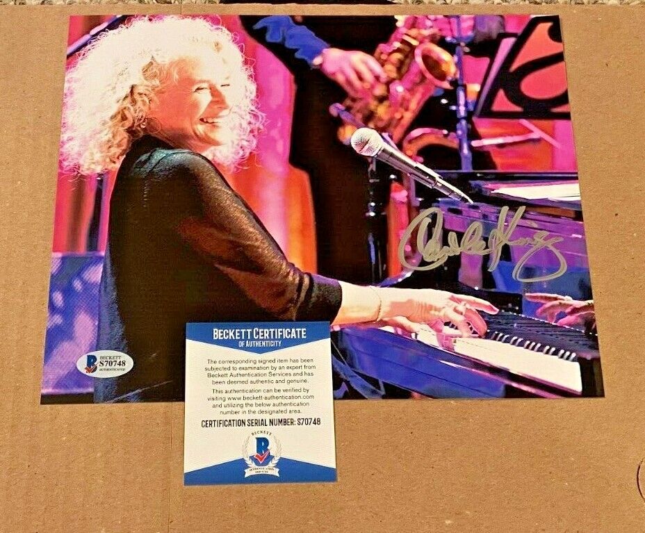 CAROLE KING SIGNED MUSIC 8X10 Photo Poster painting BECKETT CERTIFIED BAS #2