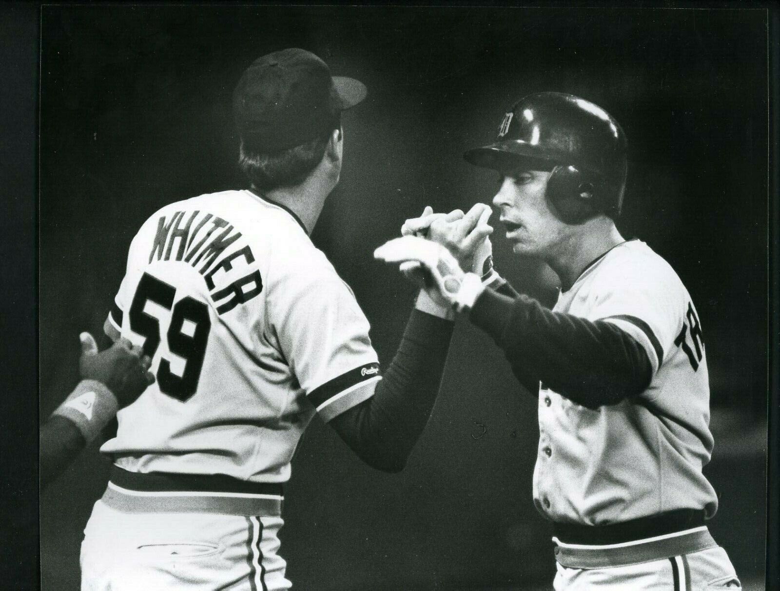 Alan Trammell HOME RUN 1987 Press Photo Poster painting Detroit Tigers bat boy Whitmer