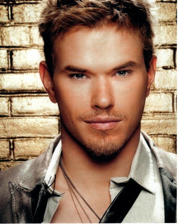 KELLAN LUTZ signed autographed 8x10 Photo Poster painting