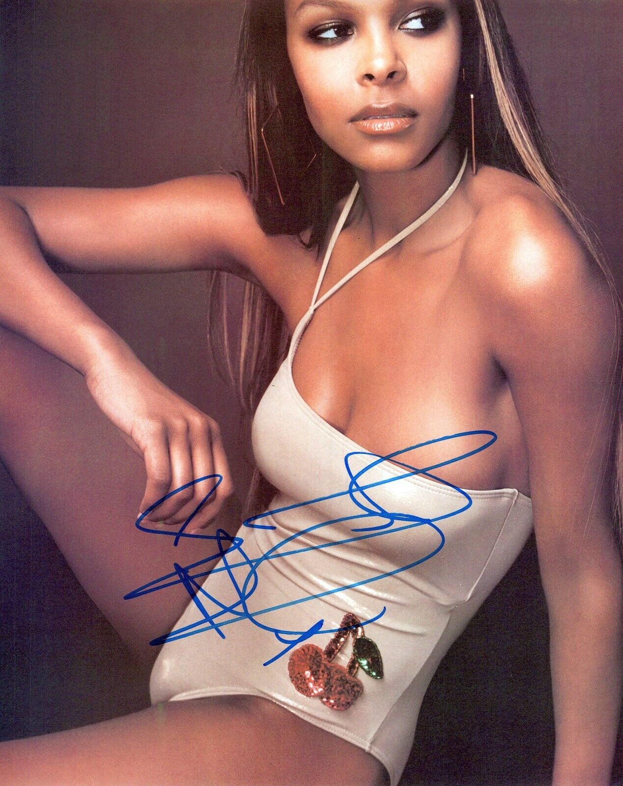 Samantha Mumba glamour shot autographed Photo Poster painting signed 8x10 #4