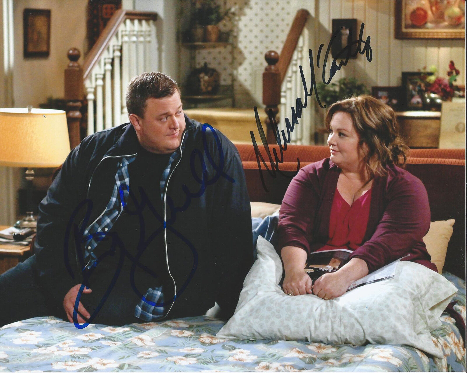 MELISSA MCCARTHY BILLY GARDELL SIGNED AUTHENTIC MIKE & MOLLY 8X10 Photo Poster painting C w/COA