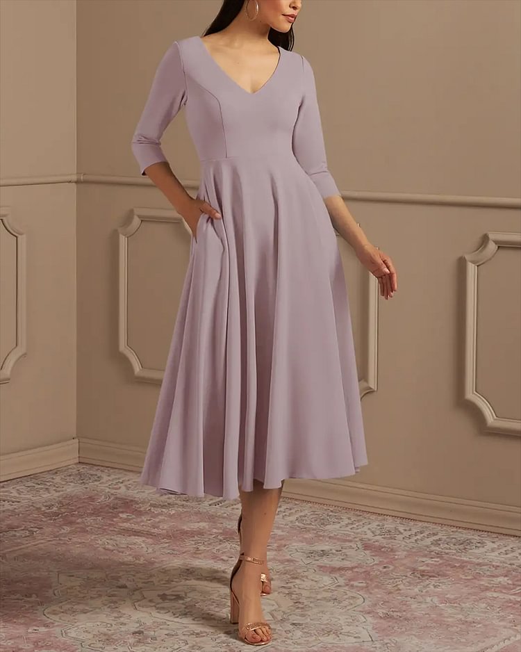 Simple and elegant V-neck midi dress