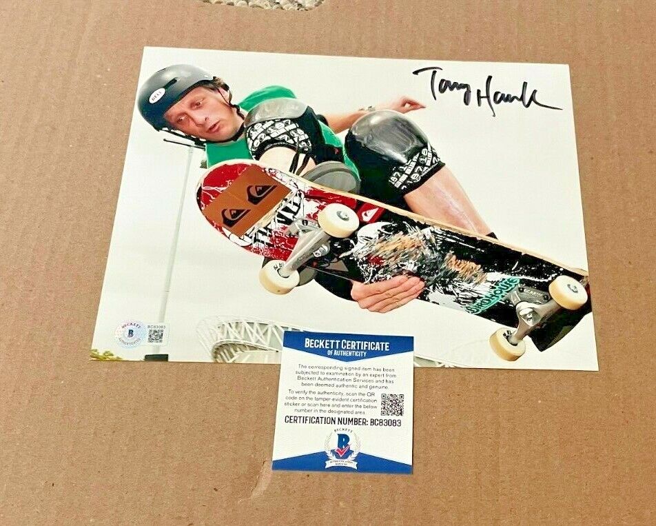 TONY HAWK SIGNED 8X10 X GAMES Photo Poster painting BECKETT CERTIFIED #3