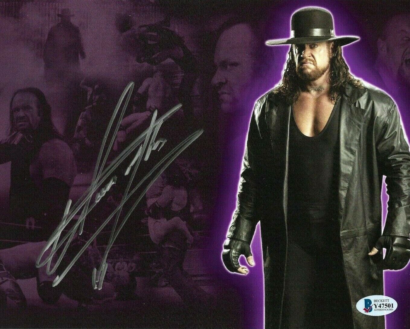 WWE THE UNDERTAKER HAND SIGNED AUTOGRAPHED 8X10 Photo Poster painting WITH BECKETT COA RARE 1