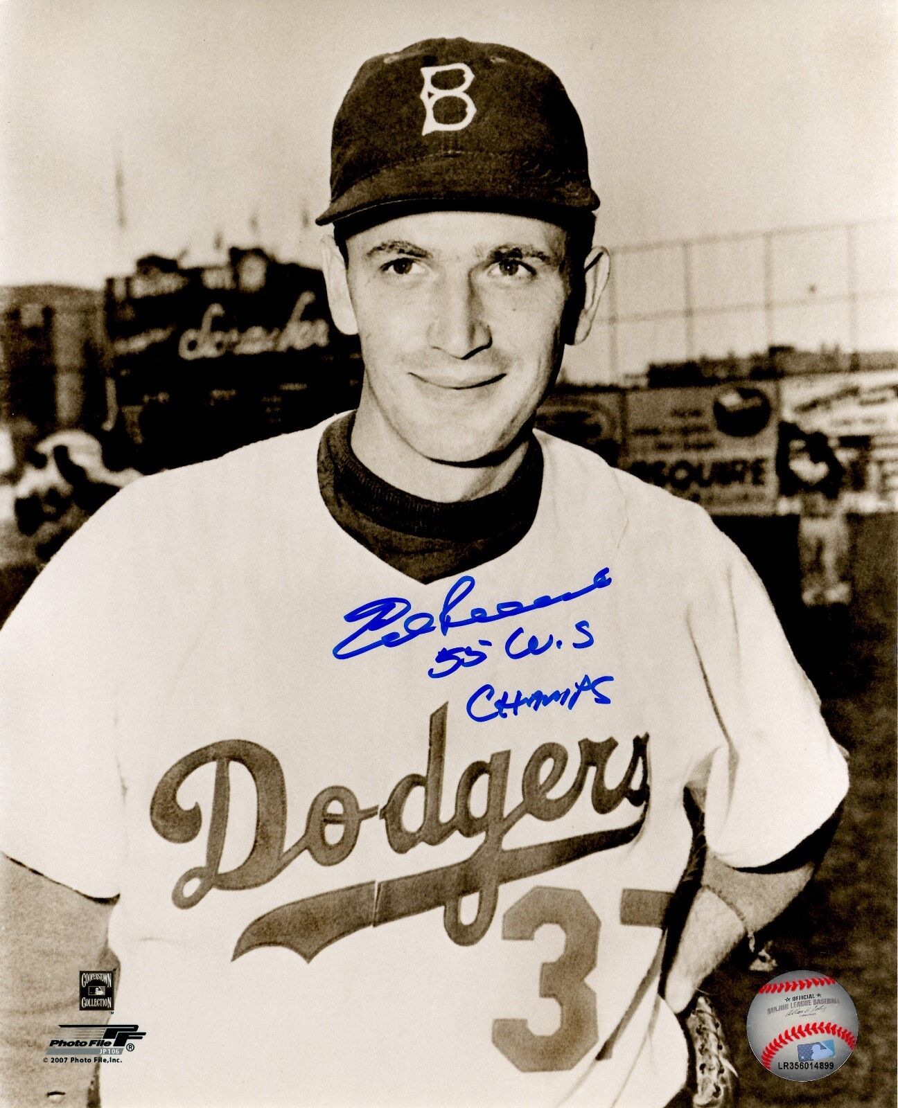 Signed 8x10 ED ROEBUCK Brooklyn Dodgers Autographed Photo Poster painting - COA