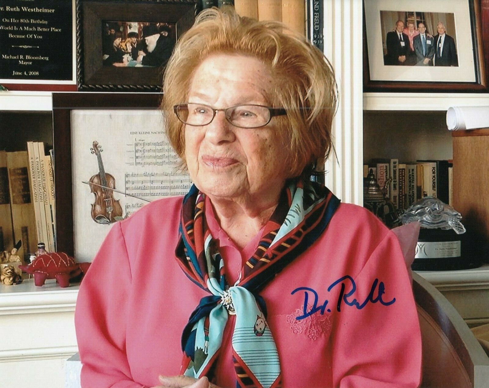 RUTH WESTHEIMER signed (SEX THERAPIST) Holocaust Survivor 8X10 Photo Poster painting W/COA #4