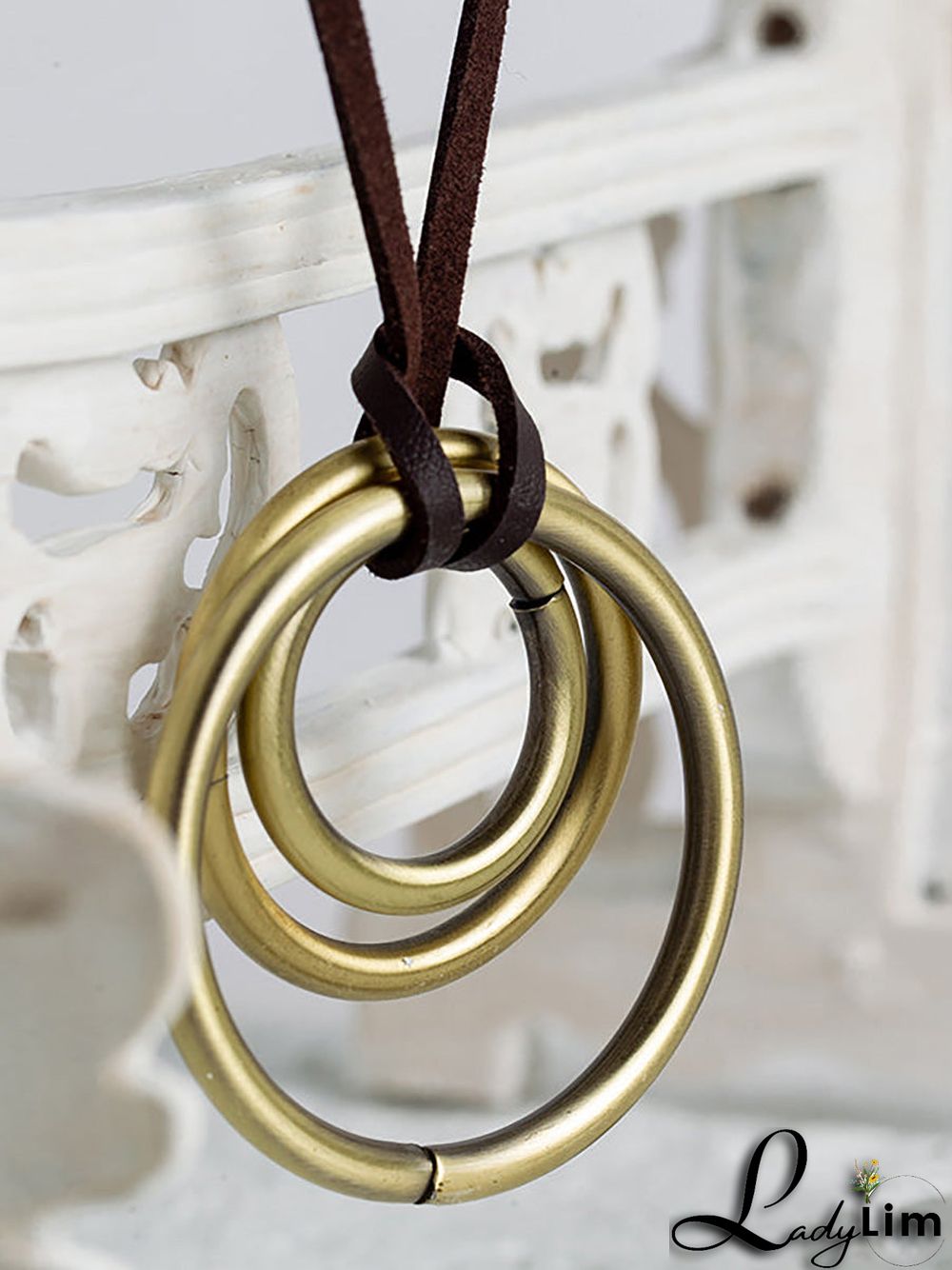 Buykud Three-Ring Pendant Sweater Chain Long Necklace