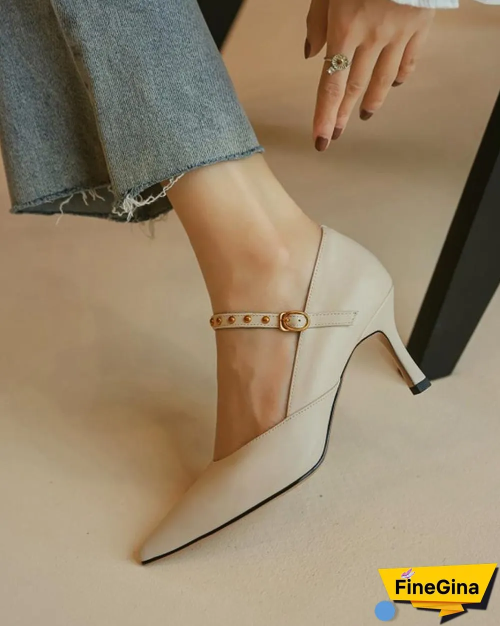 Solid Pointed-toe Shallow Mouth High Heels