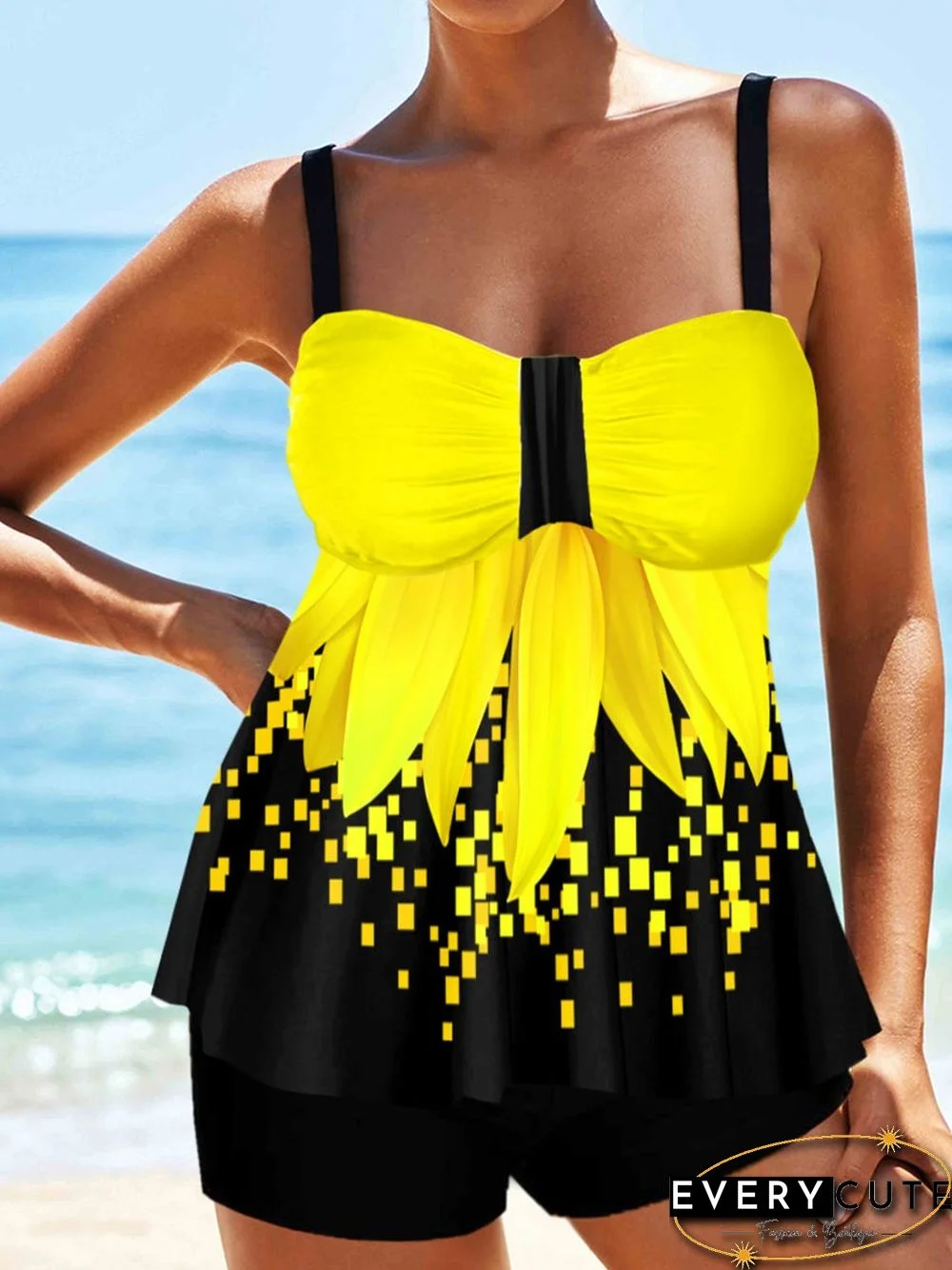 Plus Size Swimwear Sleeveless Graphic Printed Tankini