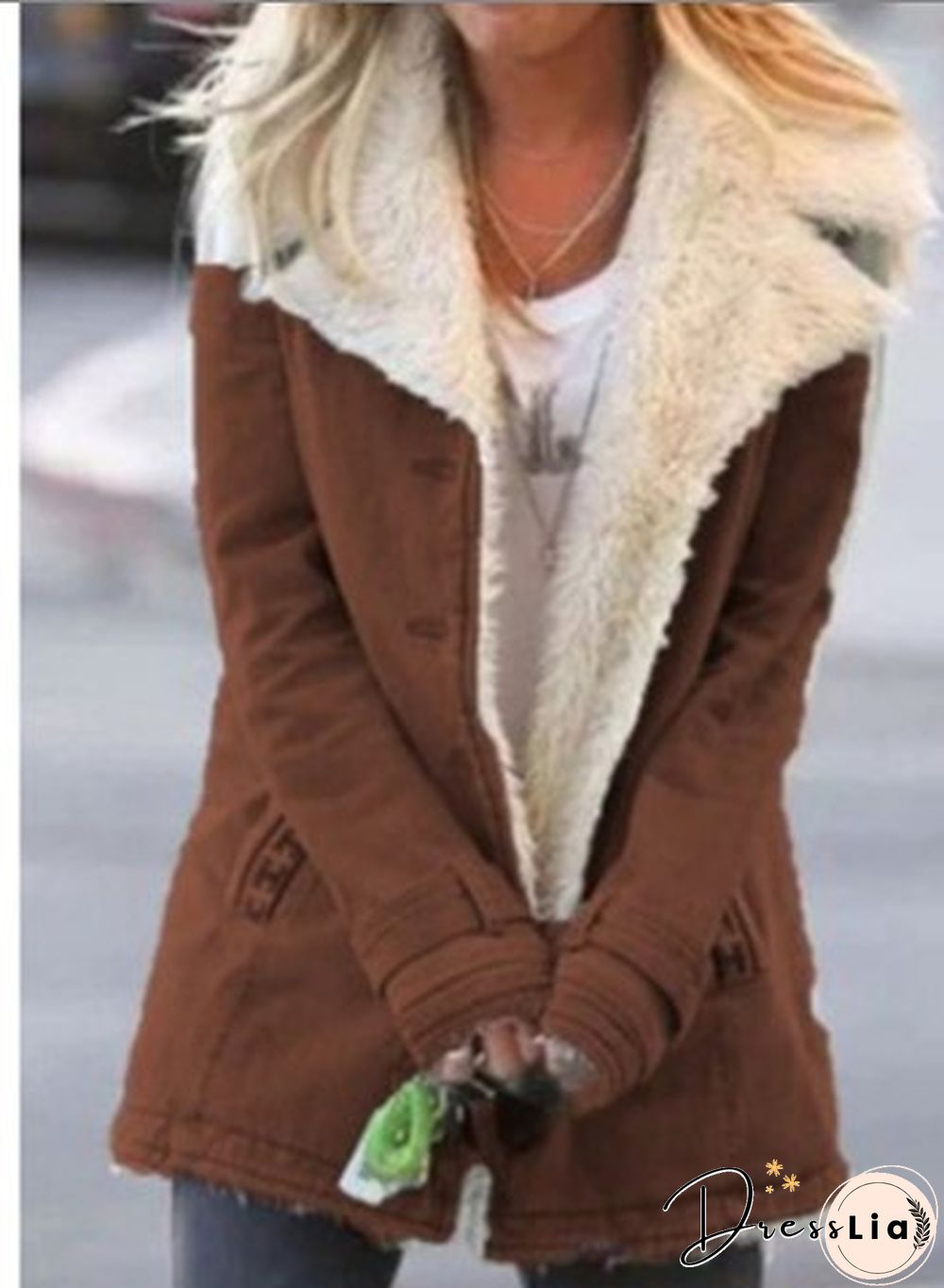 Winter Womens Fashion Denim Jacket Plus Velvet Warm Long-Sleeved Thicker Motorcycle Lapels