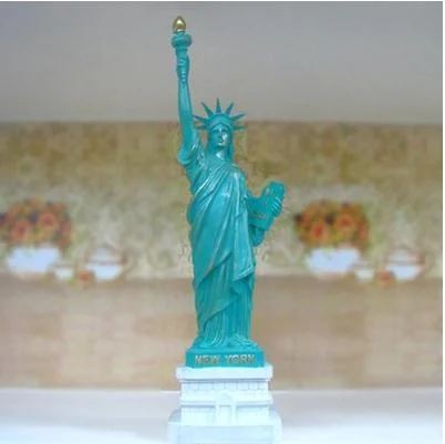 Statue of Liberty model crafts, travel souvenirs, creative home office desktop decoration gifts