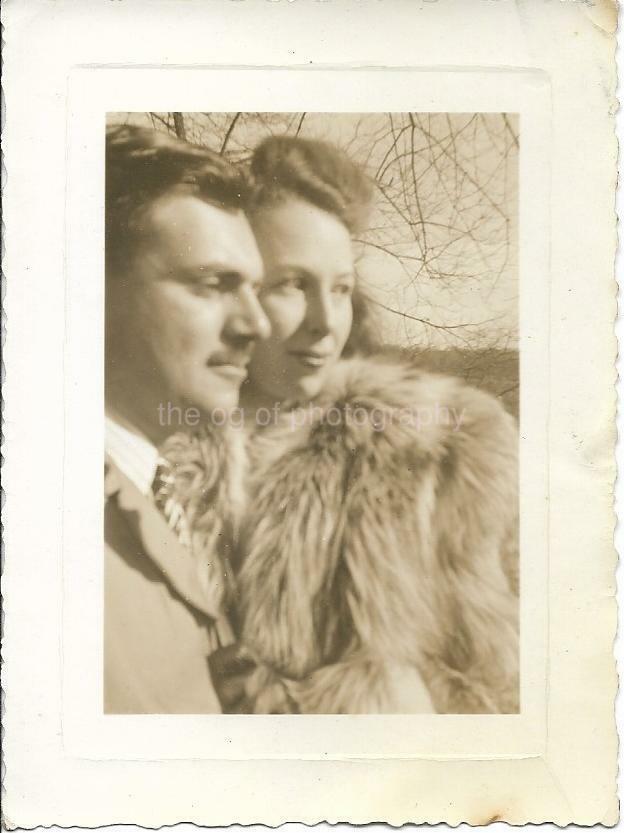 1940's MAN + WOMAN Found Photo Poster painting bwOriginal Portrait VINTAGE 99 2