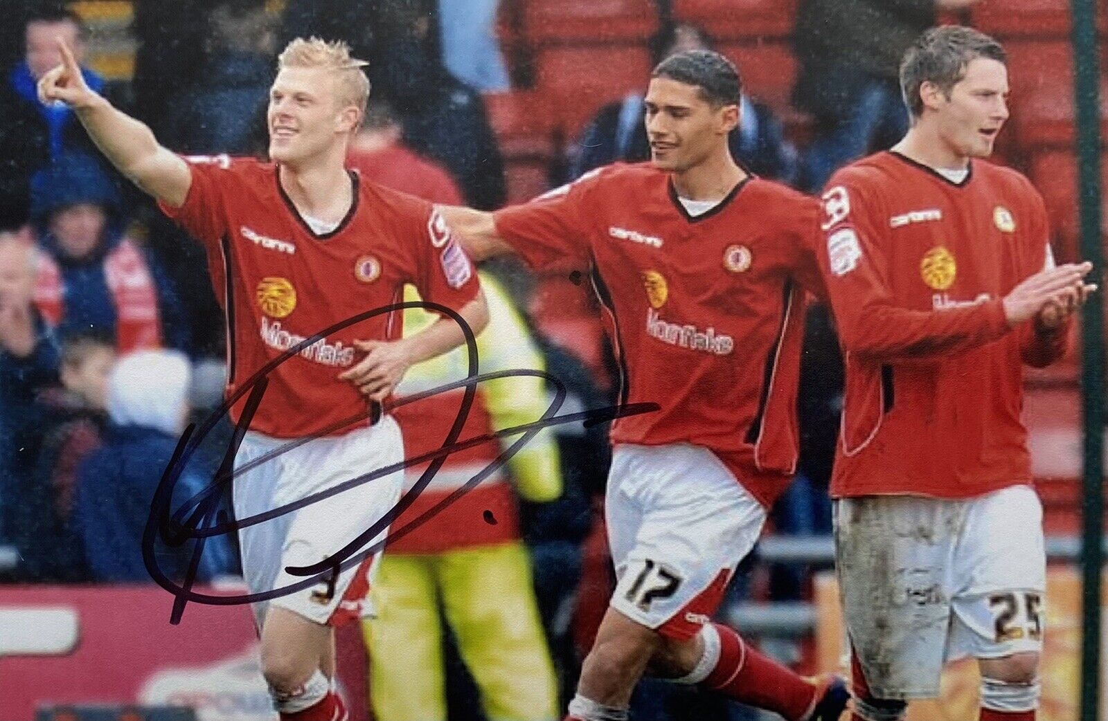 Harry Davis Genuine Hand Signed Crewe Alexandra 6X4 Photo Poster painting 2