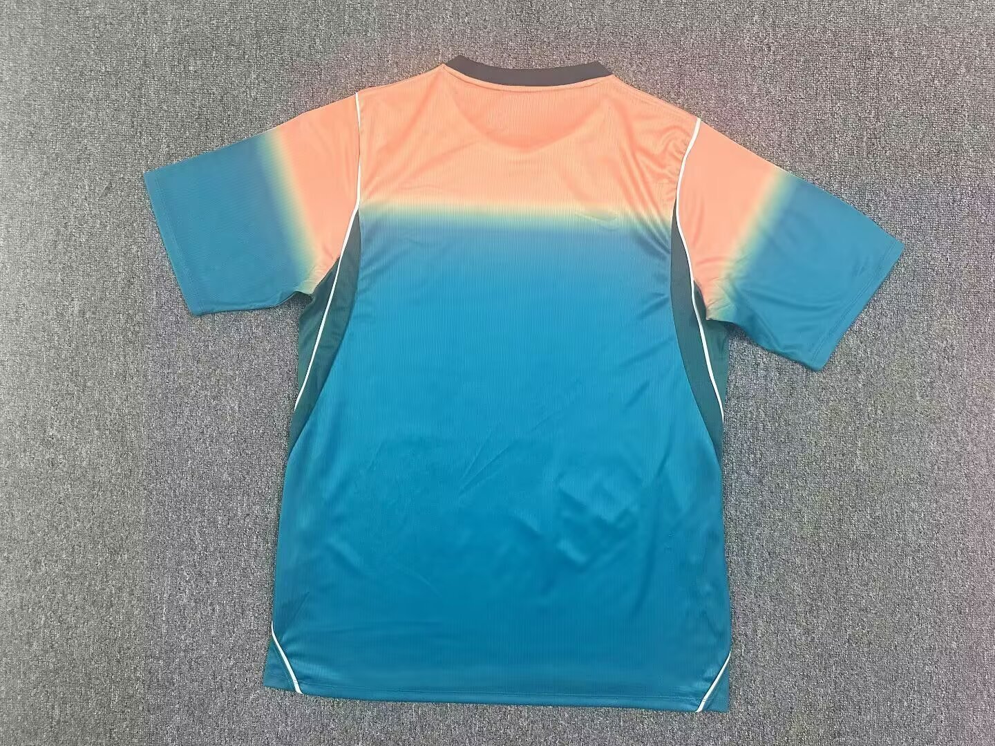 Maillot Australie Domicile 2026 : porté