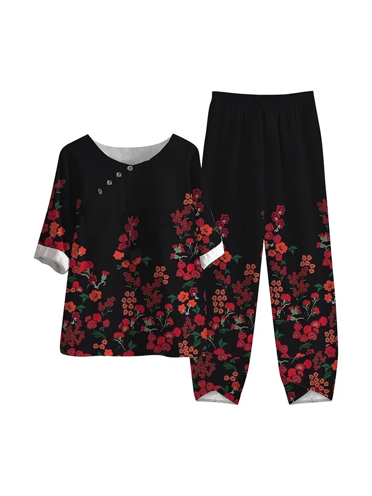 Women's Graphic Printed Half Sleeve Scoop Neck Two-Pieced Sets
