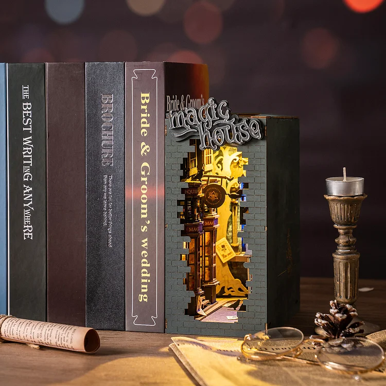 Rolife Magic House DIY Book Nook Shelf Insert TGB03 | Robotime Online