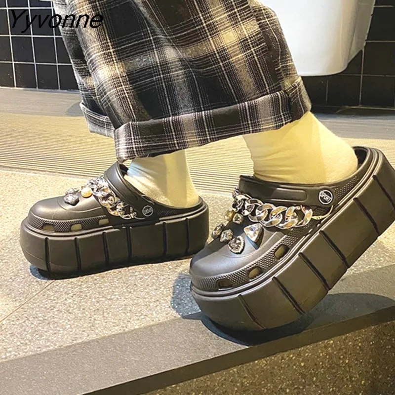 Yyvonne NEW punk metal rivets Sandals Women Slippers Platform Sandals Outdoor Clogs Thick Street Beach Slippers Flip Flops Garden Shoes 521-1