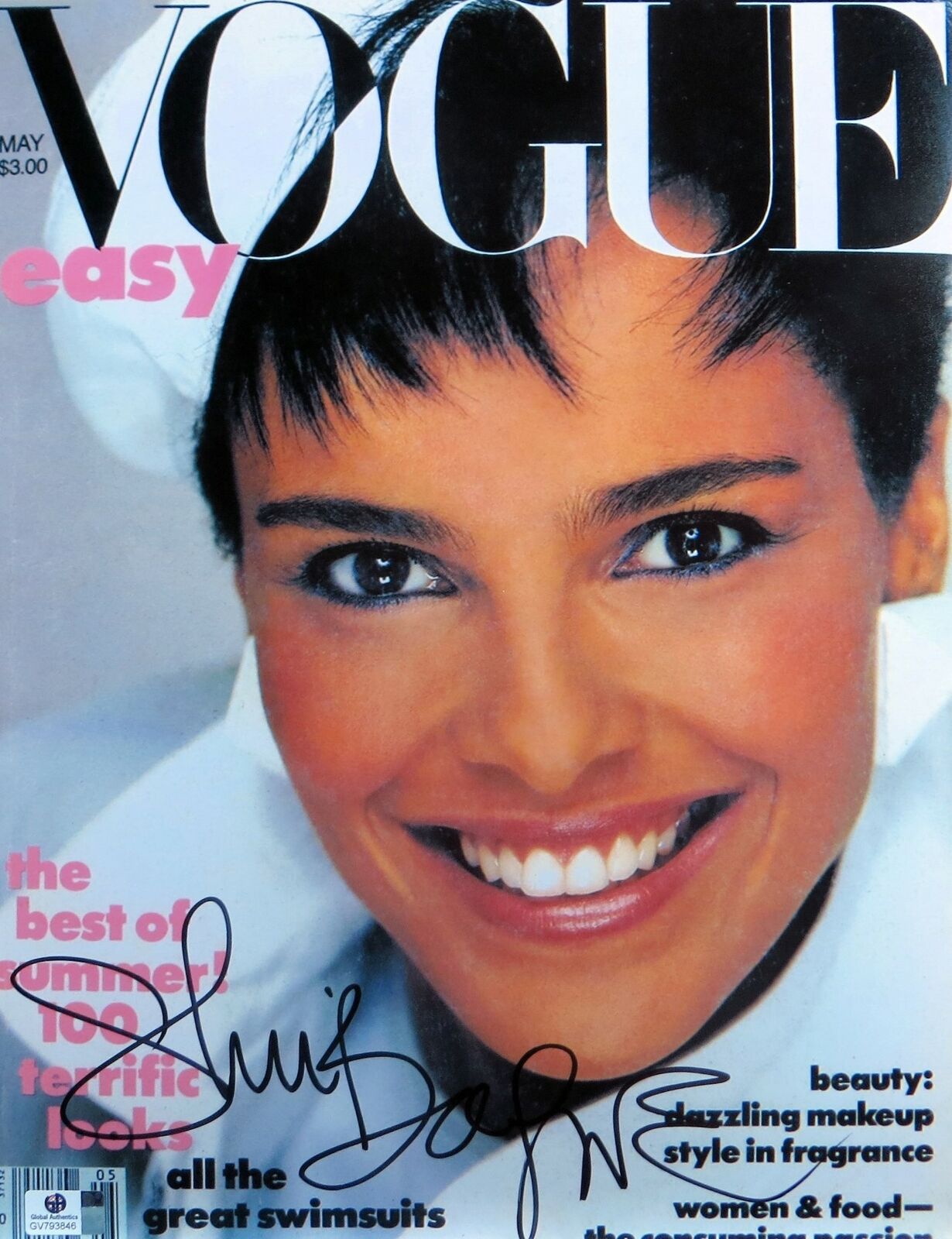 Shari Belafonte Autographed 11X14 Photo Poster painting Vintage Vogue Magazine Cover GV793846