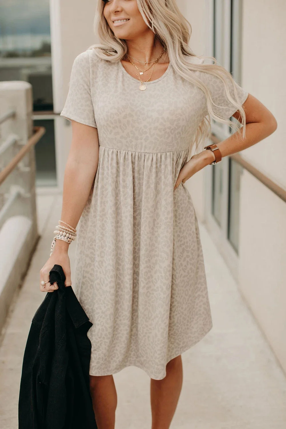 Buzzdaisy Khaki Leopard Print Short Sleeve Pleated Mini Dress
