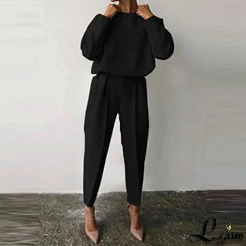 Modern and Versatile Set