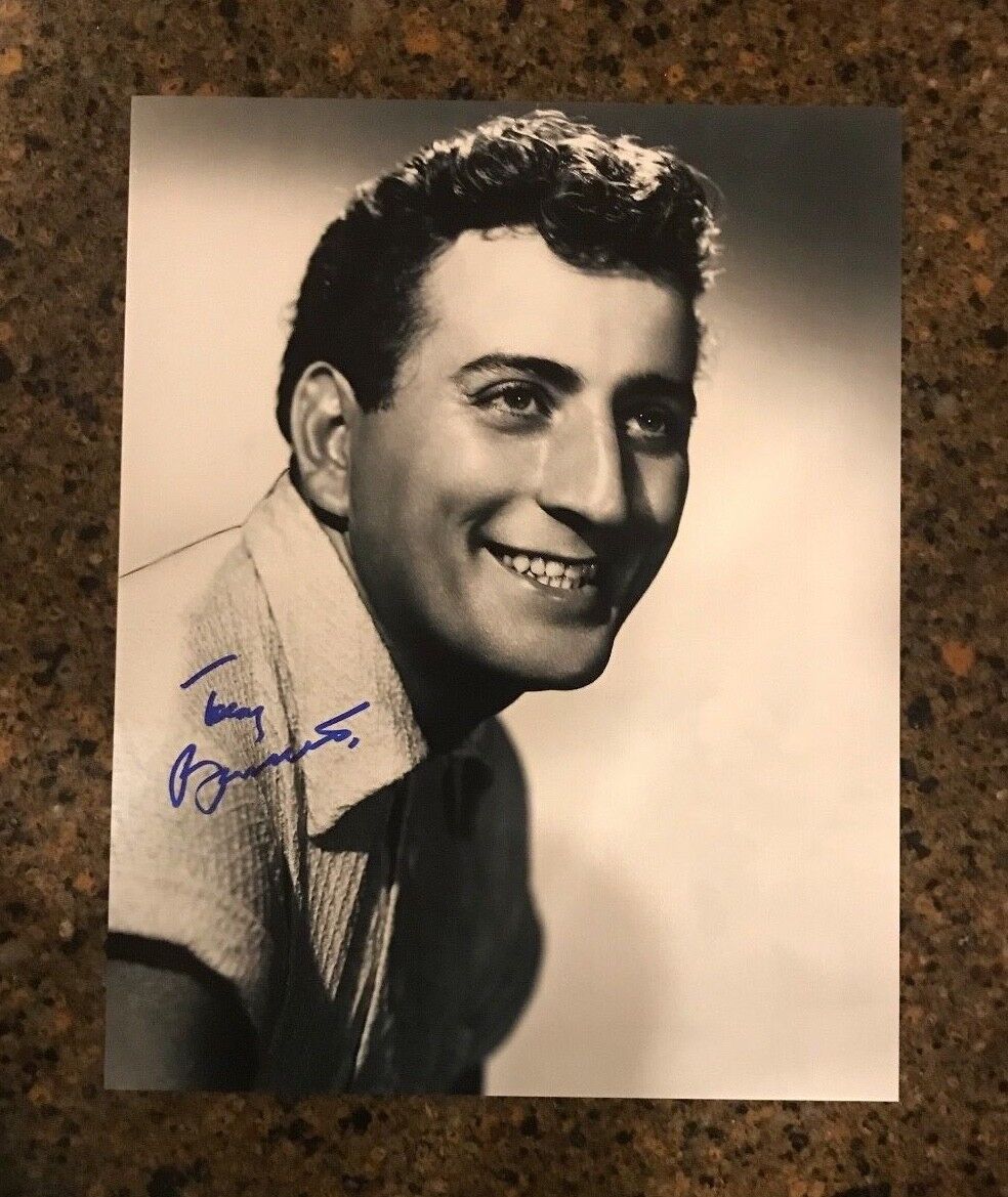 * TONY BENNETT * signed autographed 11x14 Photo Poster painting * I WANNA BE AROUND * 2