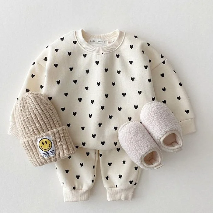 2pcs Baby Toddler Girl Allover Love Print Sweatshirt and Pants Set