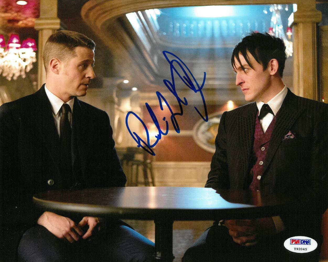 Robin Lord Taylor Signed Gotham Authentic Autographed 8x10 Photo Poster painting PSA/DNA #Y92045