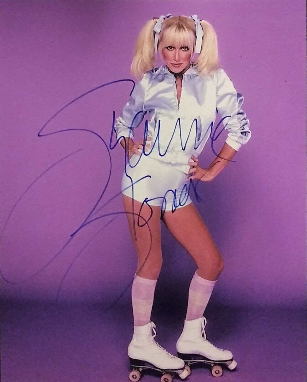 Suzanne Somers signed 8 x 10