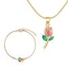 Ensemble collier et bracelet &agrave; pendentif tulipe