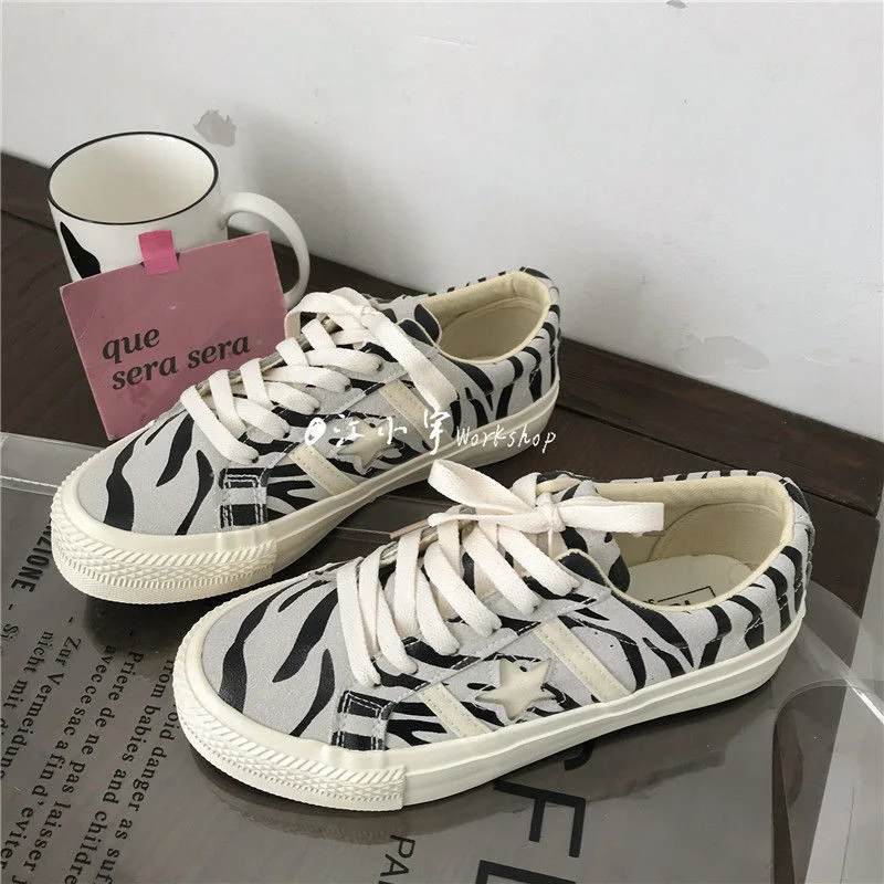 Canrulo 2021 New Zebra Pattern Star Canvas Shoes Women's Fashion Design Board Shoes