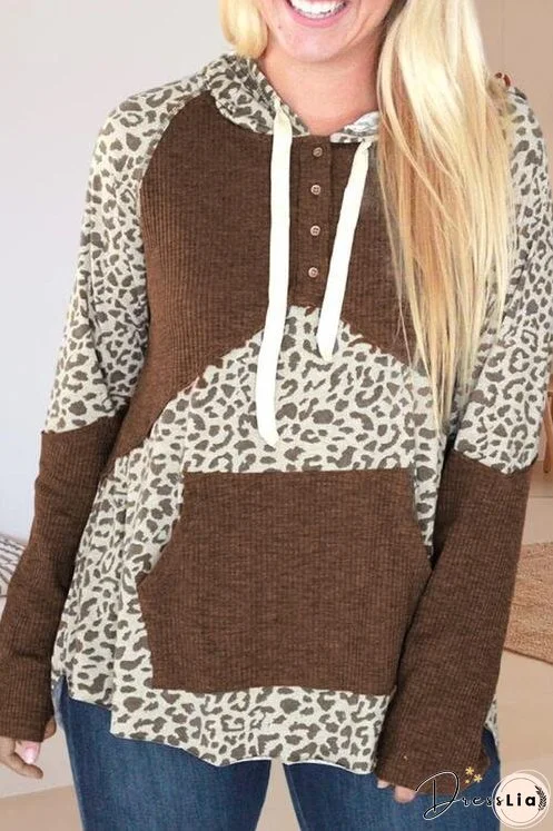 Fashionable and Minimalist Hoodie