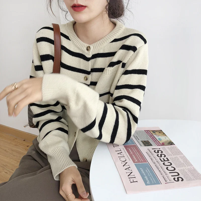 Churchf Churchf East Gate Stripe Sweater Coat Female Cardigan Loose New Style Lazy Wind Spring And Autumn Outfit Outside Build Sweater Female