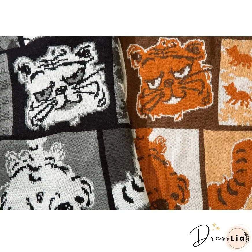 Lovely Tiger Stitching Sweater
